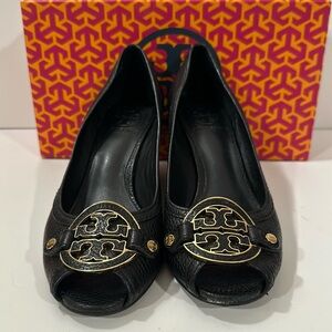 Tory Burch Amanda 65mm Open Toe Wedge- 8, Black